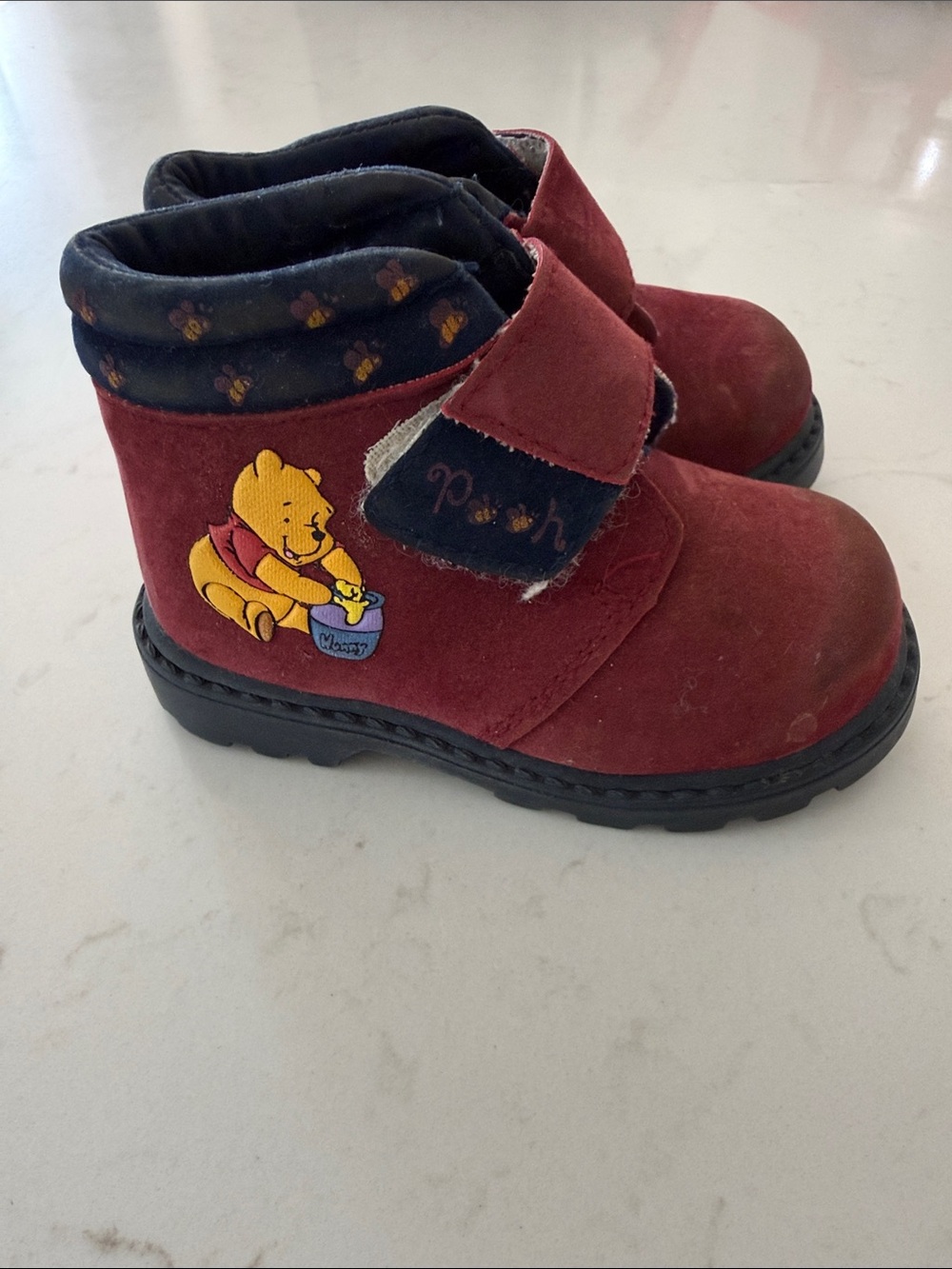 Vintage 90's Winnie The Pooh Kids Velcro Boots Size 5